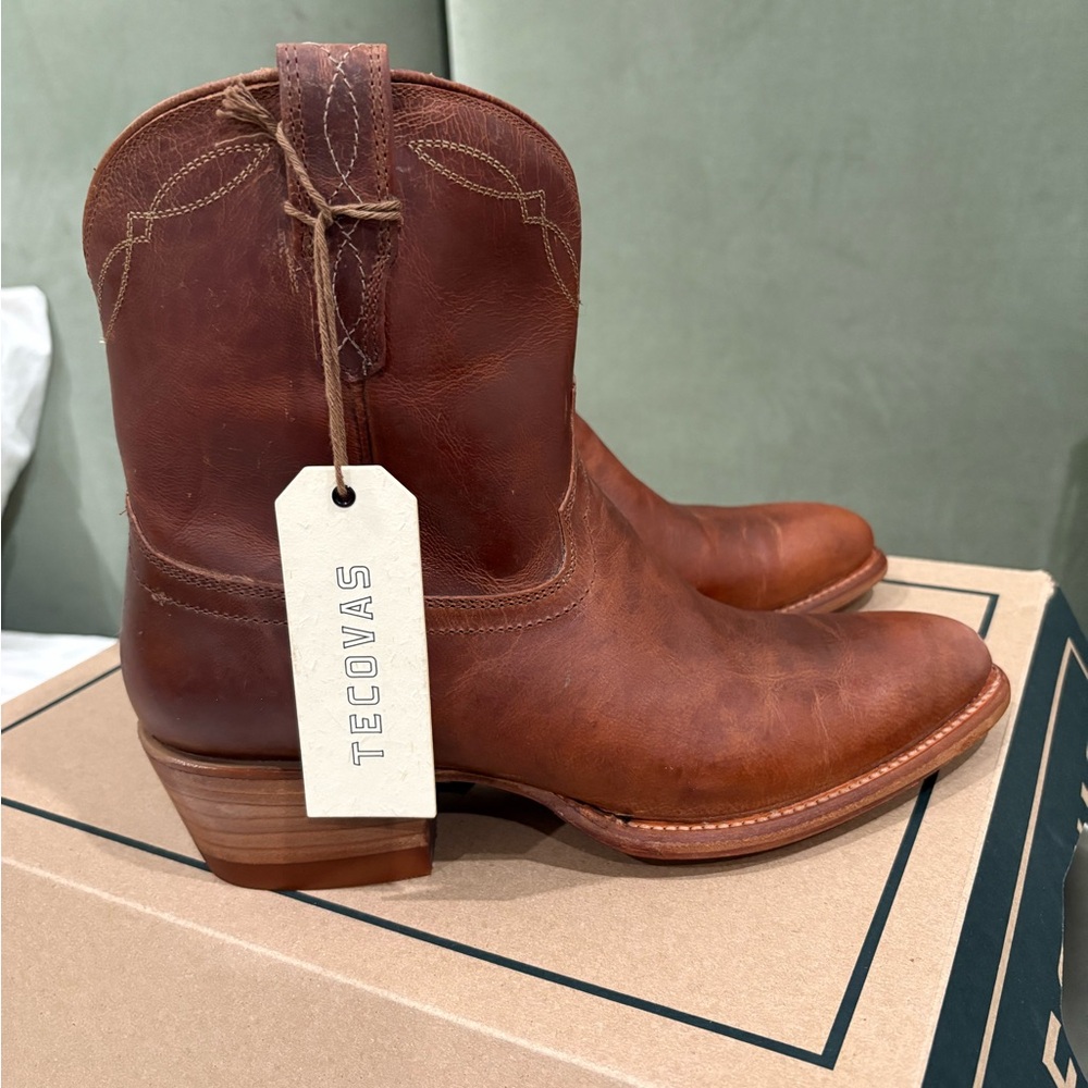 Tecovas Women's Brown Heeled Boots - the Penny